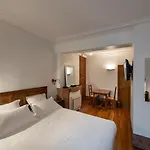 Hotel Des Tonneliers 3*