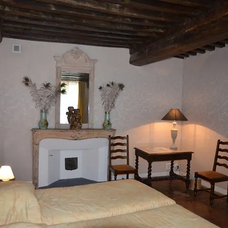 ホテル Des Tonneliers 3*