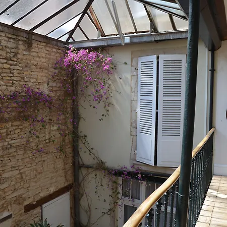 Des Tonneliers Hotel